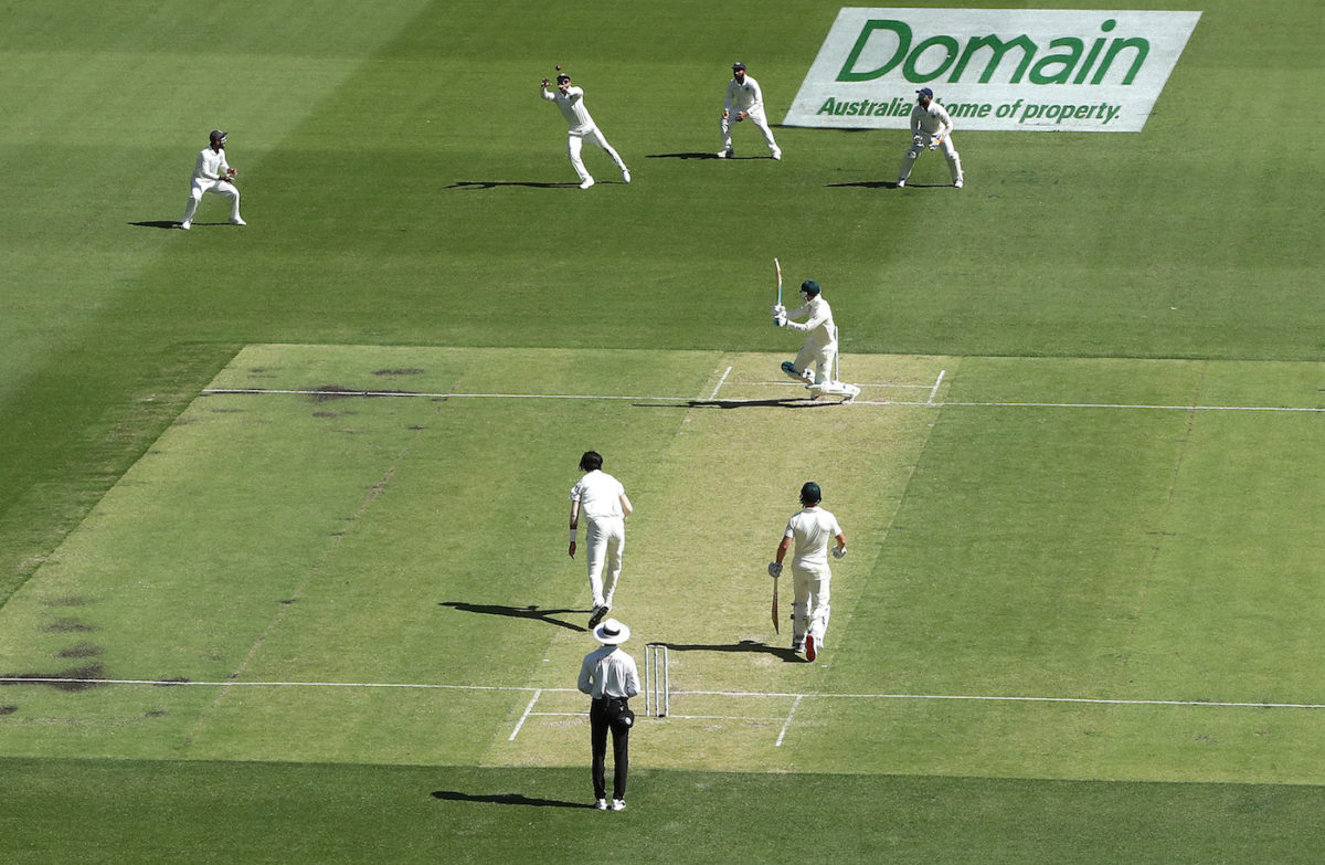 Virat Kohli of India takes a ctach to dismiss Peter Handscomb of Australia off the bowling of Ishant Sharma of India during day one of the second match in the Test series between Australia and India at Perth Stadium on December 14, 2018 in Perth, Australia.