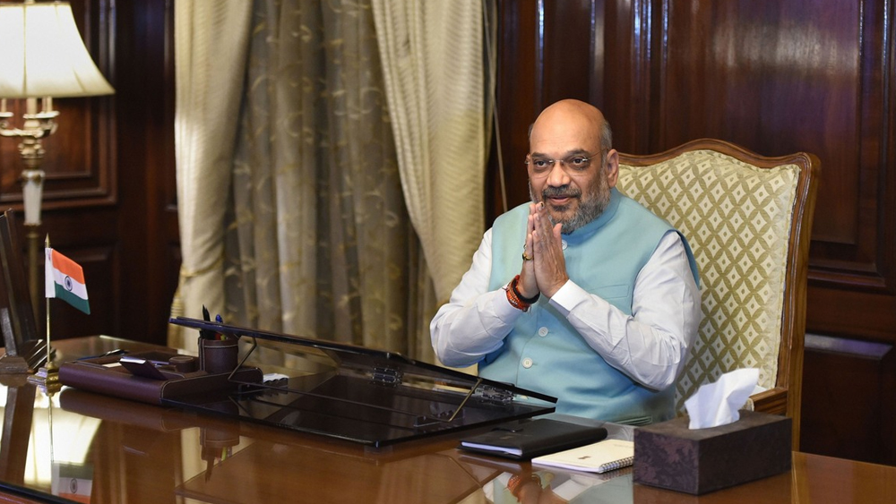 After the Prime Minister, Amit Shah became a role model by accepting the vaccine