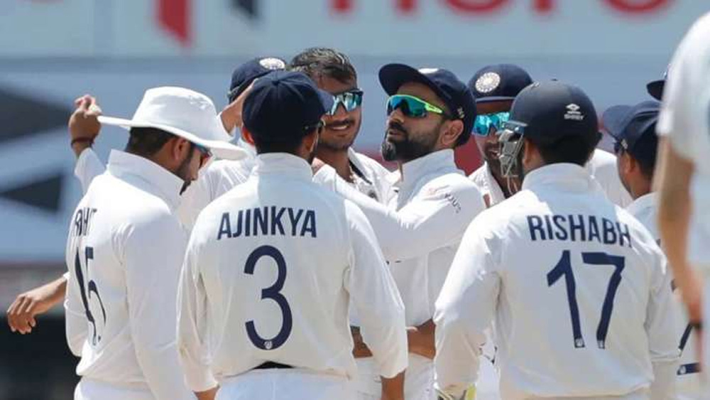 India beats England to second place