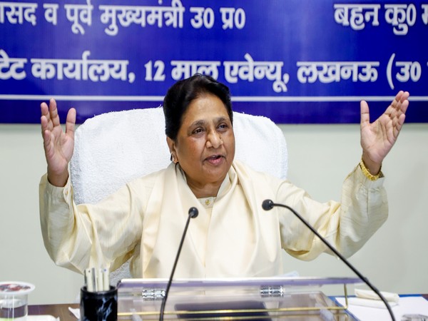 Lucknow, Jun 23 (ANI): Bahujan Samaj Party (BSP) Chief Mayawati addresses a party meeting to review the results of the Lok Sabha elections, at the party office in Lucknow on Sunday. (ANI Photo)