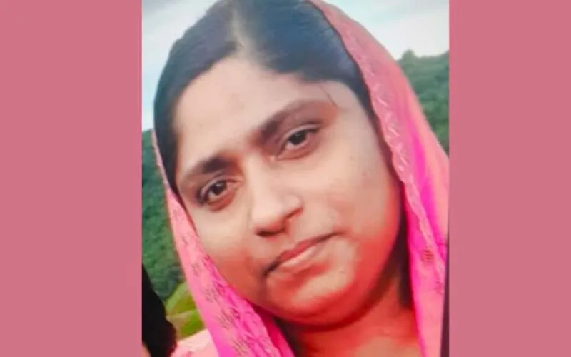 പ്രതിവിഷം നൽകാതെ കായംകുളത്തെ വീട്ടമ്മ മരിച്ച സംഭവം; പാമ്പുകടിയേറ്റെന്ന് സ്ഥിരീകരണം; ശരീരത്തില്‍ വിഷാംശത്തിന്റെ സാന്നിധ്യം കണ്ടെത്തി