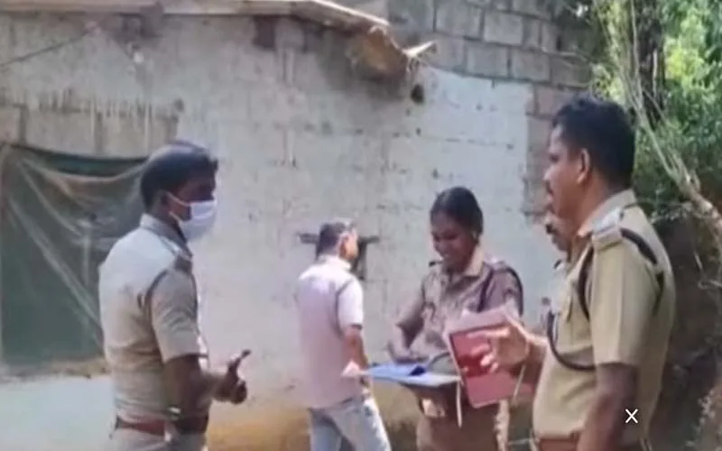 കാ​ണാ​താ​യ വയോധികയെയും മ​ക​നെ​യും കൊ​ന്ന് കു​ഴി​ച്ചു​മൂ​ടി​യ​താ​യി സൂ​ച​ന; ഓടി രക്ഷപ്പെട്ട ഇളയമകനായി തെരച്ചിൽ; ശരീരഭാഗങ്ങൾ കണ്ടെത്തി