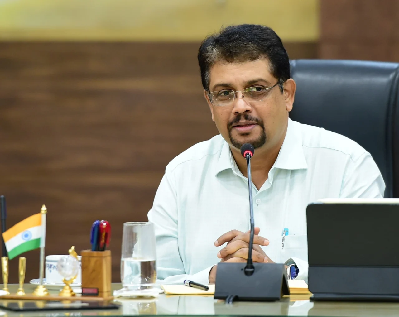 കഞ്ചാവ് നിയമവിധേയമാക്കണം, റെസ്‌പോണ്‍സിബിള്‍ ഡ്രിങ്കിങ് പോലെതന്നെ റെസ്പോൺസിബിൾ കഞ്ചാവടിയും പഠിപ്പിക്കണം; രാസലഹരി തടയാന്‍ കള്ളും വൈനും ബിയറും വ്യാപകമാക്കണം’: ബിജു പ്രഭാകര്‍