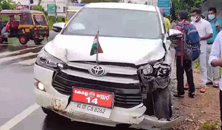 മന്ത്രി ജെ. ചിഞ്ചുറാണിയുടെ വാഹനം അപകടത്തില്‍പ്പെട്ടു; പരിക്കില്ലാതെ മന്ത്രി രക്ഷപ്പെട്ടത് തലനാരിഴയ്‌ക്ക്