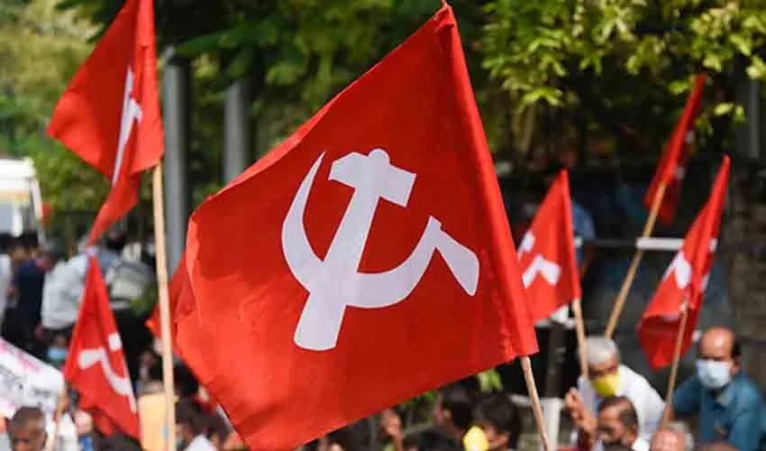 കേരളത്തില്‍ എല്‍ഡിഎഫ് പുറത്തേക്ക്; ചരിത്രപരമായ മാറ്റം; 1977-ന് ശേഷം ആദ്യമായി ഇന്ത്യയിലെ ഒരു സംസ്ഥാനത്തും കമ്യൂണിസ്റ്റ് ഭരണം ഇല്ലാത്ത സാഹചര്യം