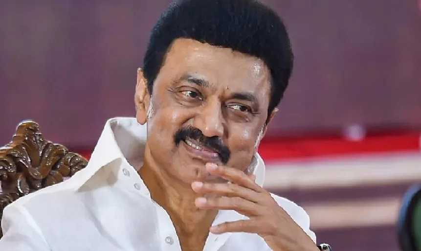 തമിഴ്‌നാട് മുഖ്യമന്ത്രി എം കെ സ്റ്റാലിൻ രാജിവച്ചു; ഗവർണർ രാജി സ്വീകരിച്ചു