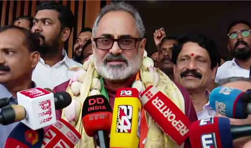 ‘എല്ലായ്‌പ്പോഴും ജനങ്ങള്‍ക്കൊപ്പം ഉണ്ടാകുമെന്ന് ഉറപ്പ്’; സംസ്ഥാന ഭരണത്തിനെതിരെയുള്ള വികാരം വോട്ടായി മാറി: രാജീവ് ചന്ദ്രശേഖര്‍