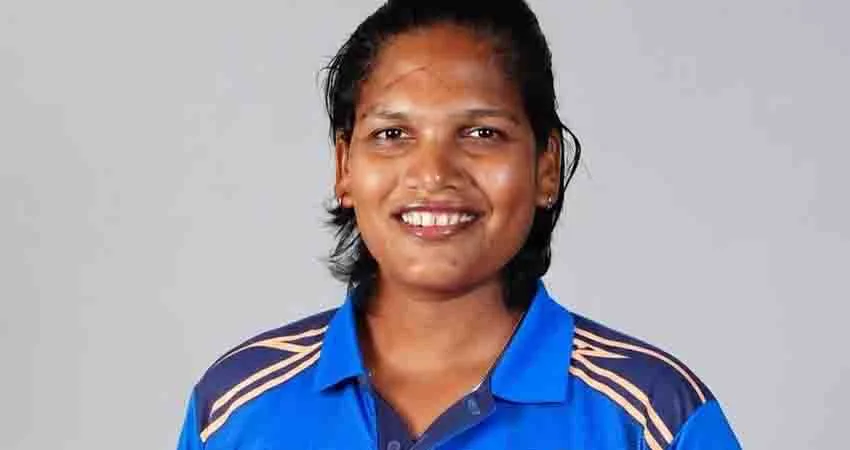 കേന്ദ്രമന്ത്രി സുരേഷ് ഗോപി ഇടപെട്ടു; ആശ ശോഭന കേരളത്തിന് വേണ്ടി തന്നെ പാഡണിയും